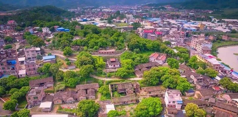 福建長(zhǎng)泰林墩林溪上電視臺(tái)：“石材村”變“旅游村